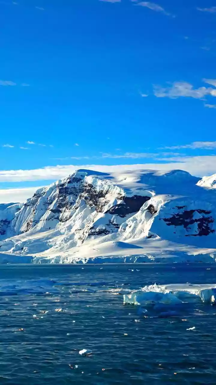 NISAR Maps Glacier Movement Through Crevasses Around Nunatak Zaterjavshijsja