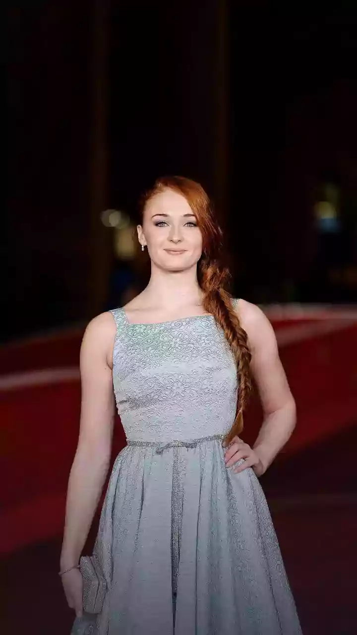 Steal Trailer: Game Of Thrones Star Sophie Turner Caught In The Heist Of Century At Her Job