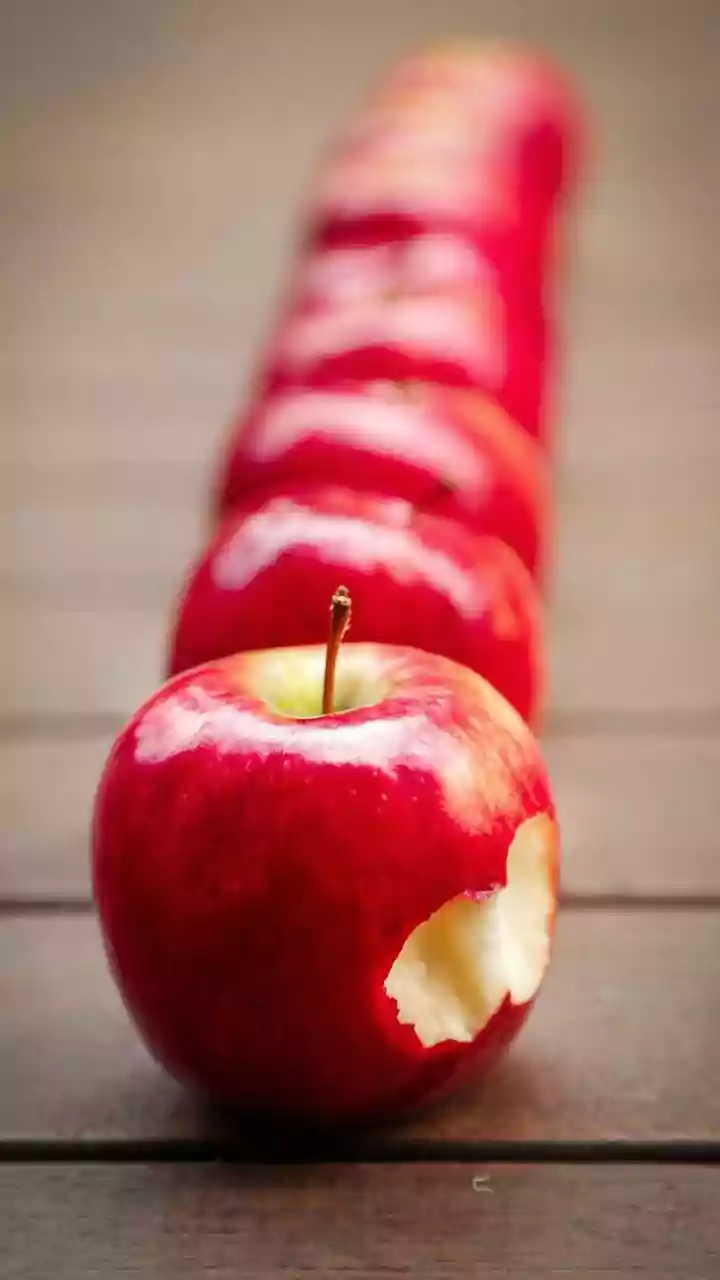 6 Simple Steps: Effortlessly Removing Wax from Your Apples