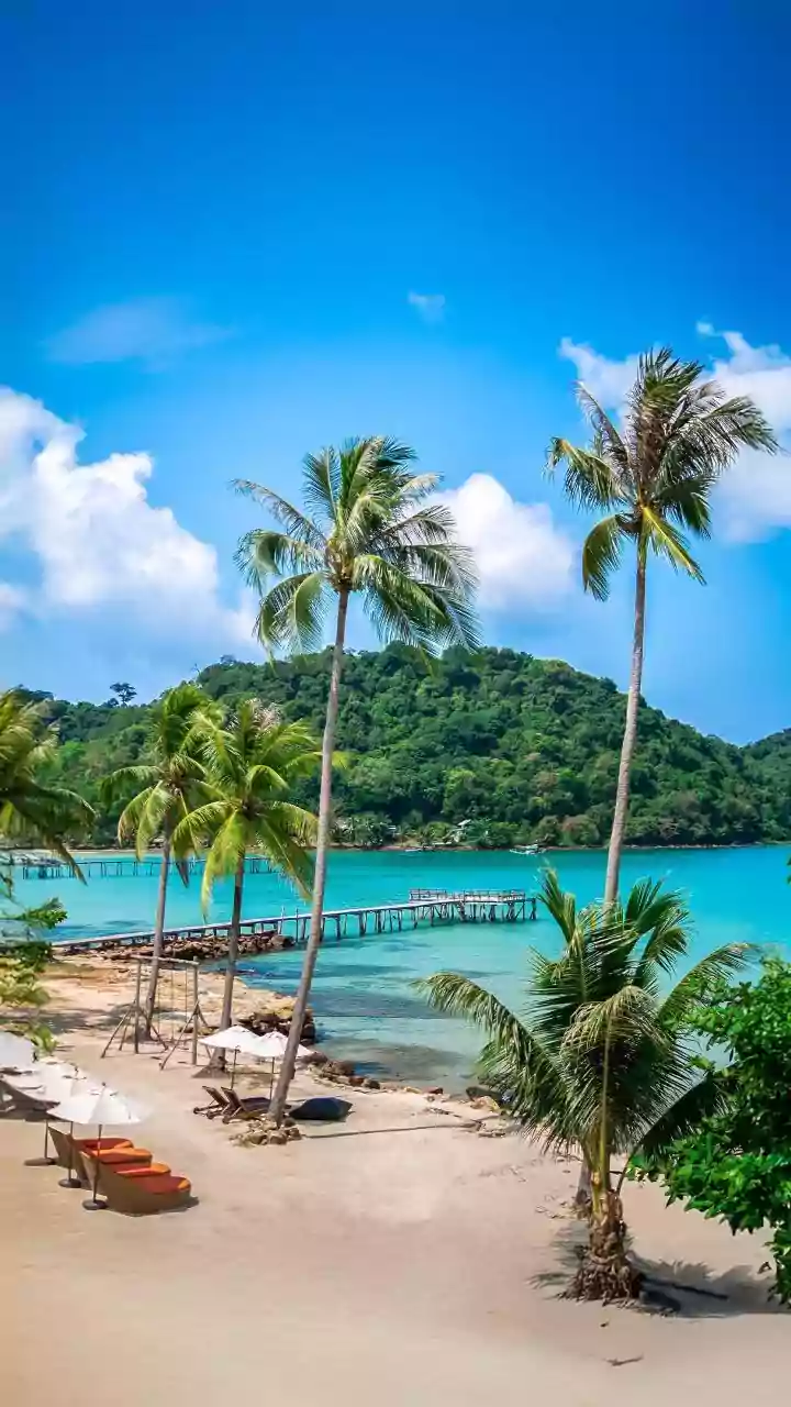 The Philippines' Overrated Tourist Spots Guide: Finding Quieter Alternatives On Busy Islands And Other Trade-Offs