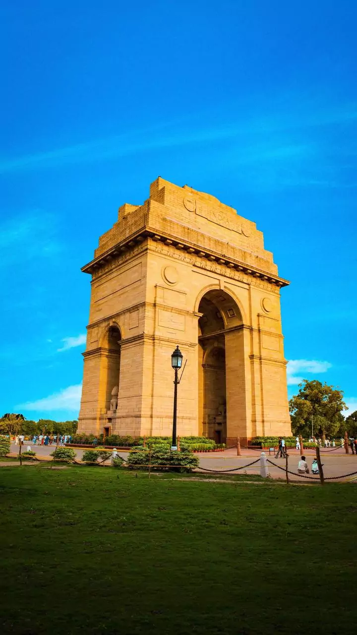 Delhi residents at higher stroke risk due to pollution, say doctors at World Stroke Day forum