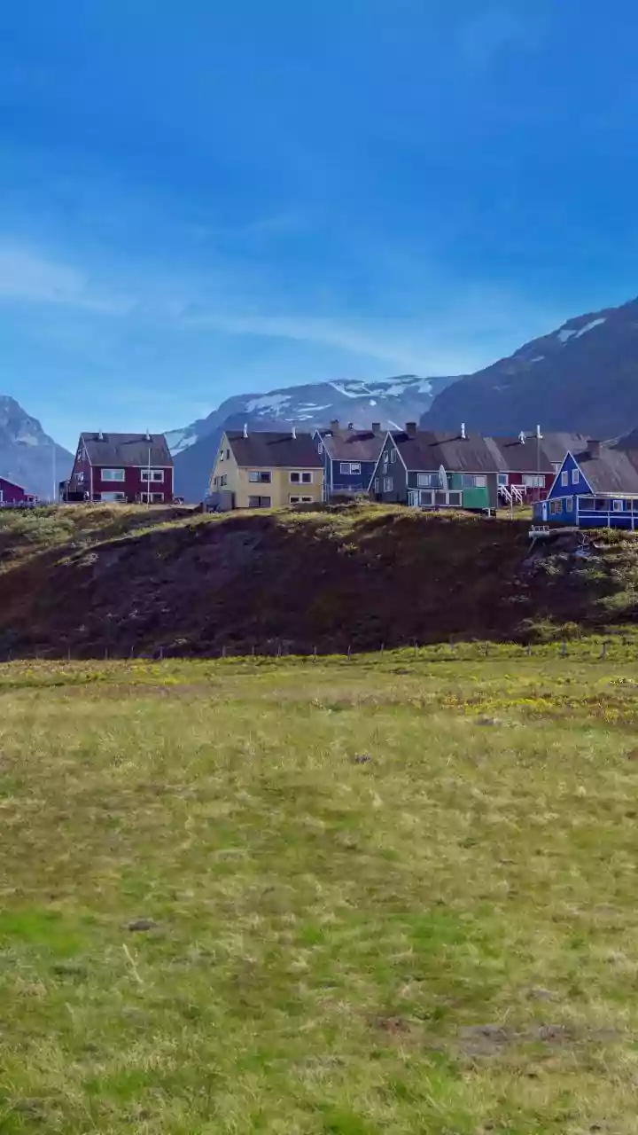 Why Trump is threatening 200% tariffs on France and how it’s connected to ‘Board of Peace’ and Greenland