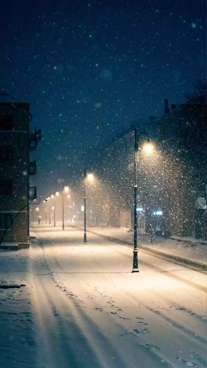 Sikkim Turns Into A Winter Wonderland As Fresh Snowfall Blankets Nathu La, Gnathang Valley