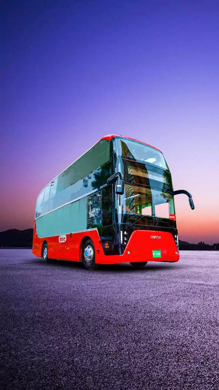 Tableau featuring women-driven pink bus secures top spot at Republic Day celebrations in Patna