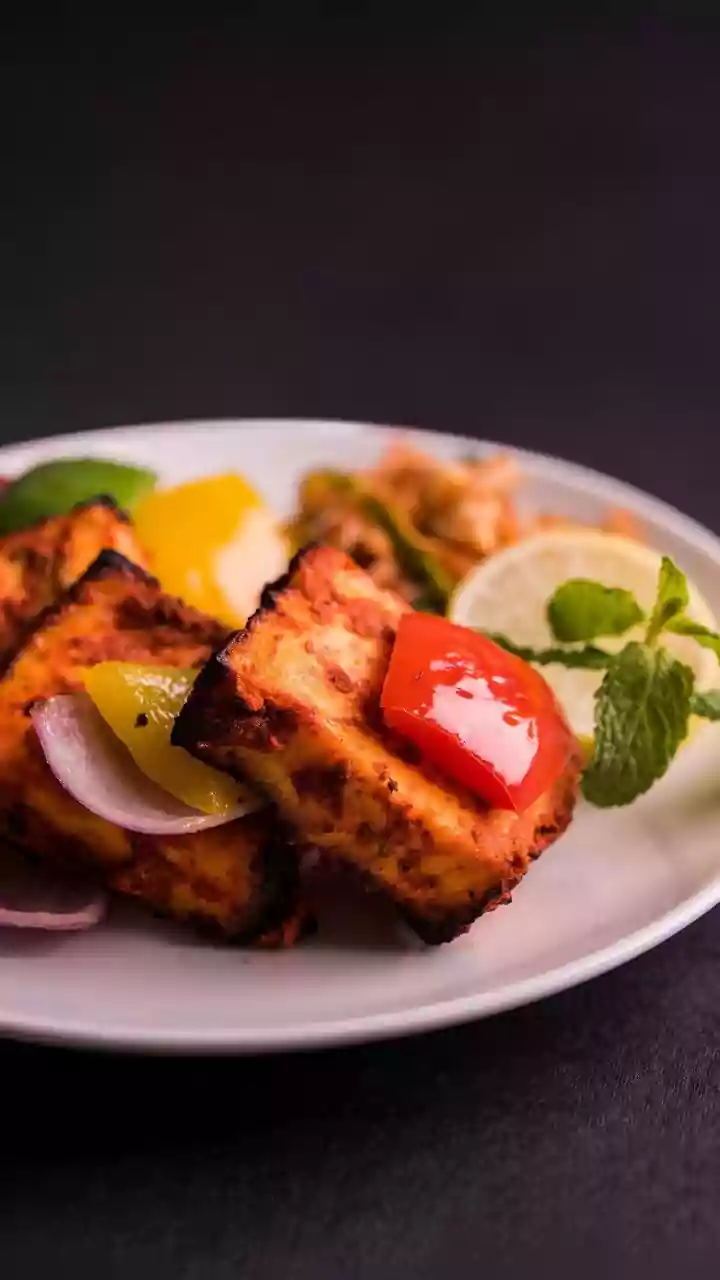 Tandoori Paneer Power Salad: High-Protein Indian Lunch for Weight Loss