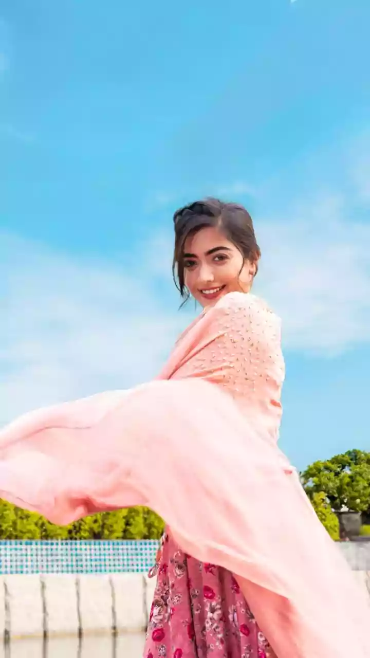'Where Is She Going?': Netizens Ask As Rashmika Mandanna Gets Spotted Amid Wedding Rumours | Watch
