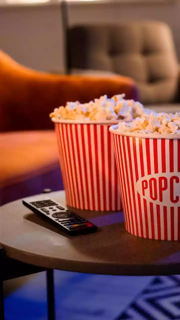 Sextou com frio: 14 filmes imperdíveis para maratonar sem sair da cama