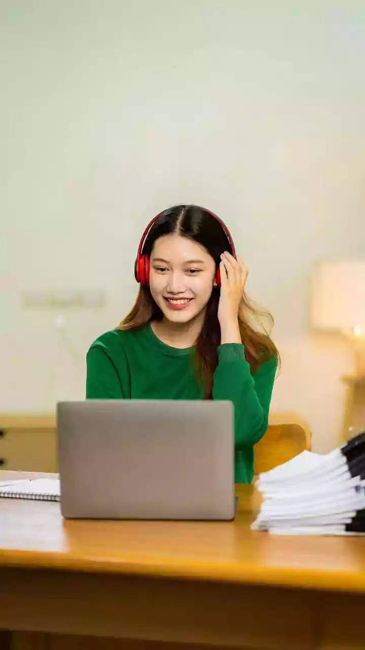 Learners Need Examples of Final Projects Before Enrolling