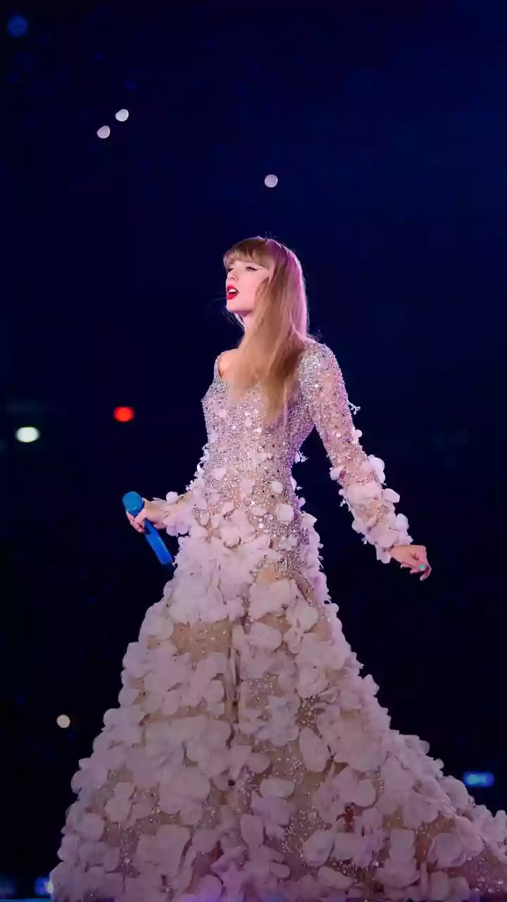 Taylor Swift Says Her 22 Hat Moments Were Just As Special For Her As For Her Fans