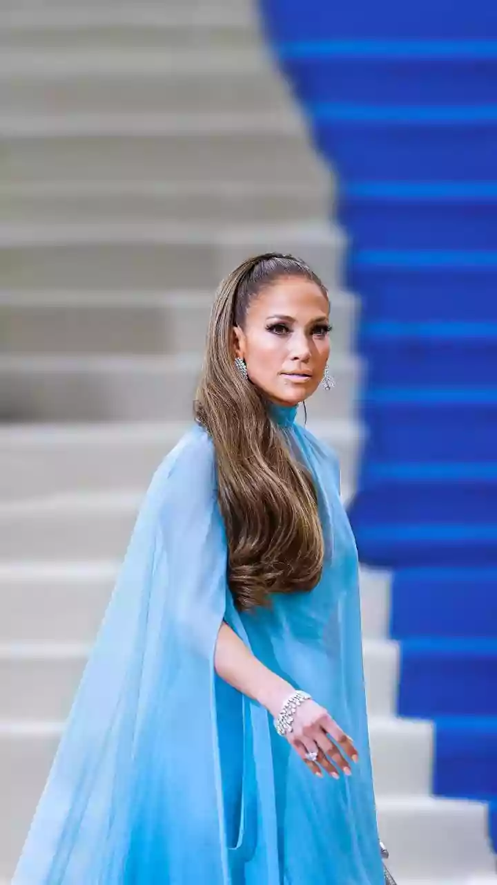 Sleek Ponytails and Top Knots Help Control Monsoon Frizz Using Basic Accessories