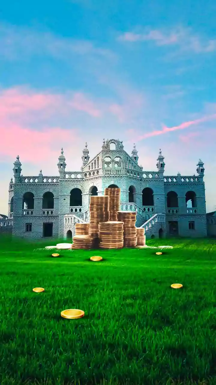 UP CM directs strict action against land grabbers at Janata Darshan