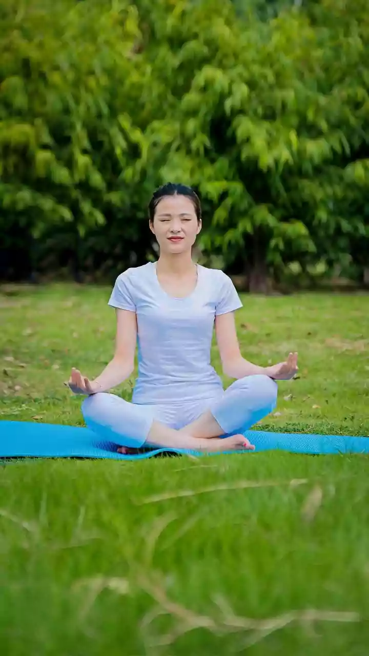 Unmasking Facial Fat: The Truth About Face Yoga and Real Slimming