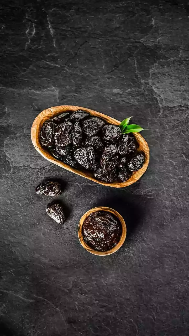 Apricots v/s prunes: Which has more fiber?