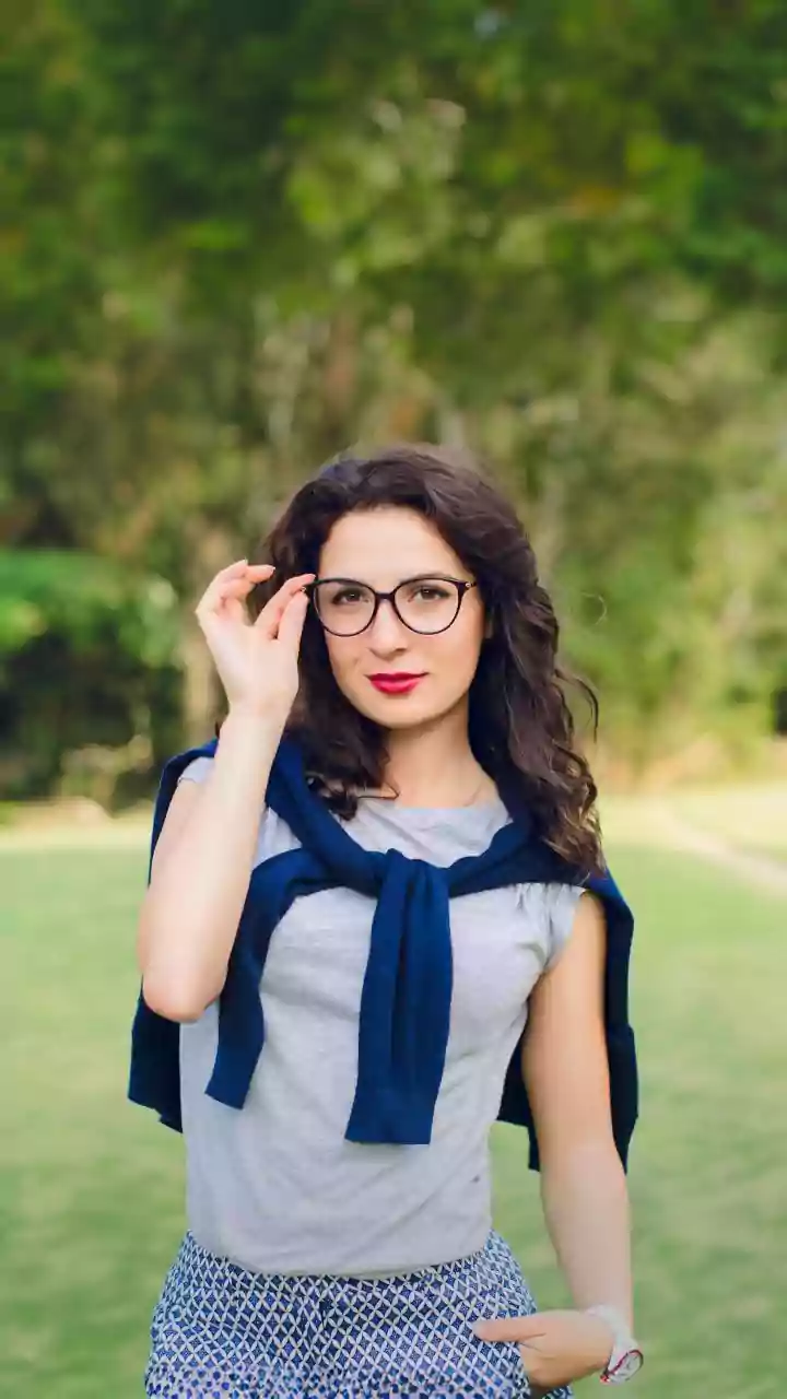 Eyeglasses: Your Vision's Best Friend, Not a Permanent Fix