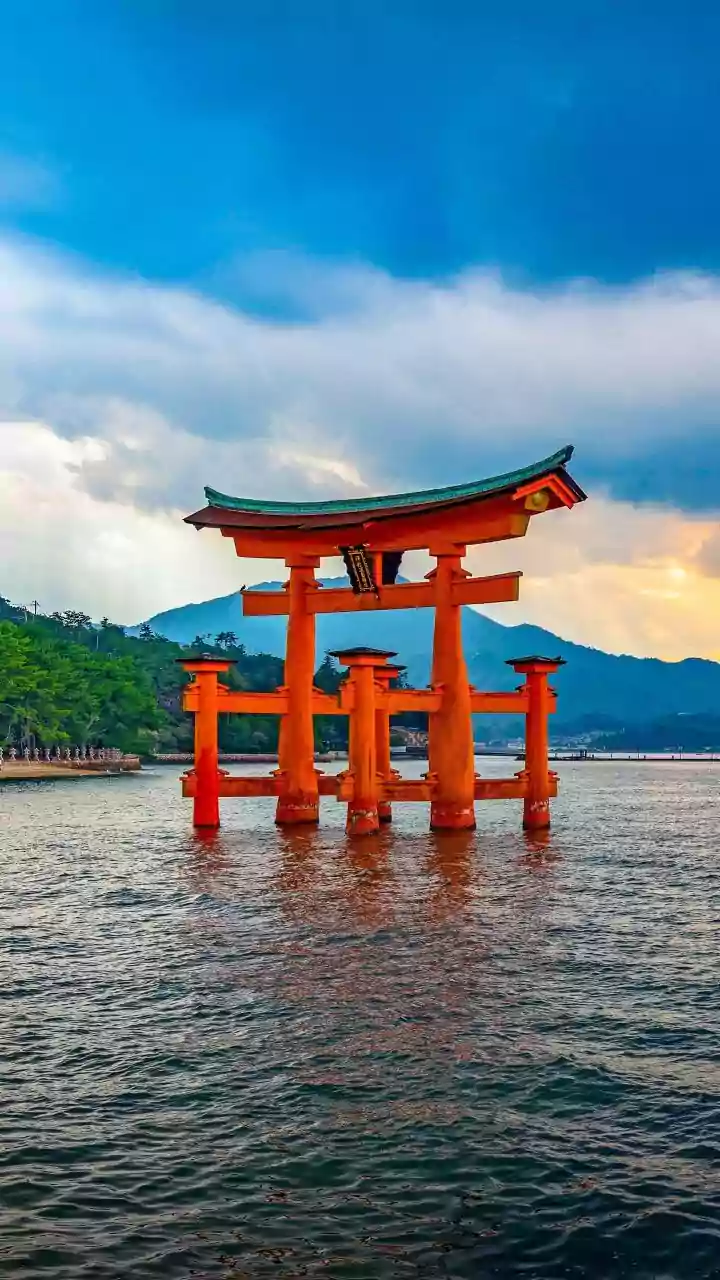 Skipping Line In Japan, Garba On Great Wall Of China: Indian Tourists Spark Debate With Their Public Conduct