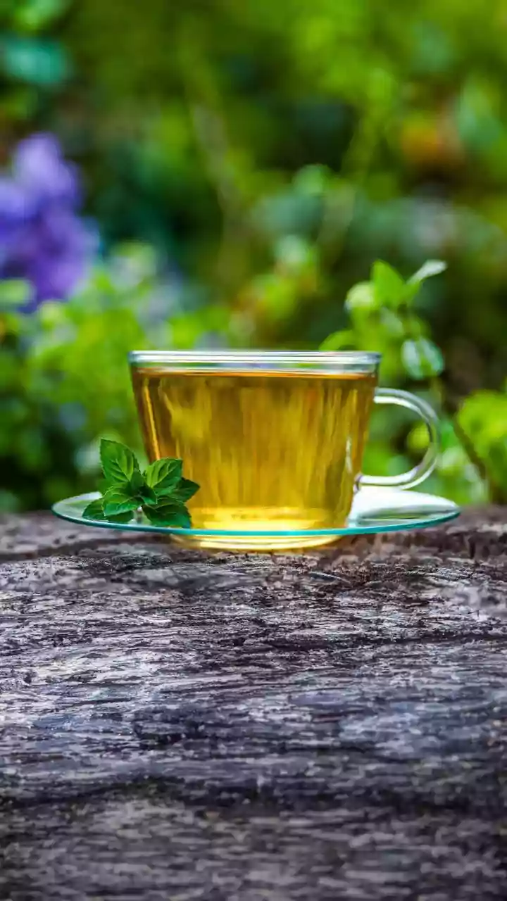 Hydrate Body Naturally With Fragrant Herbal Beverages Free From Artificial Flavours