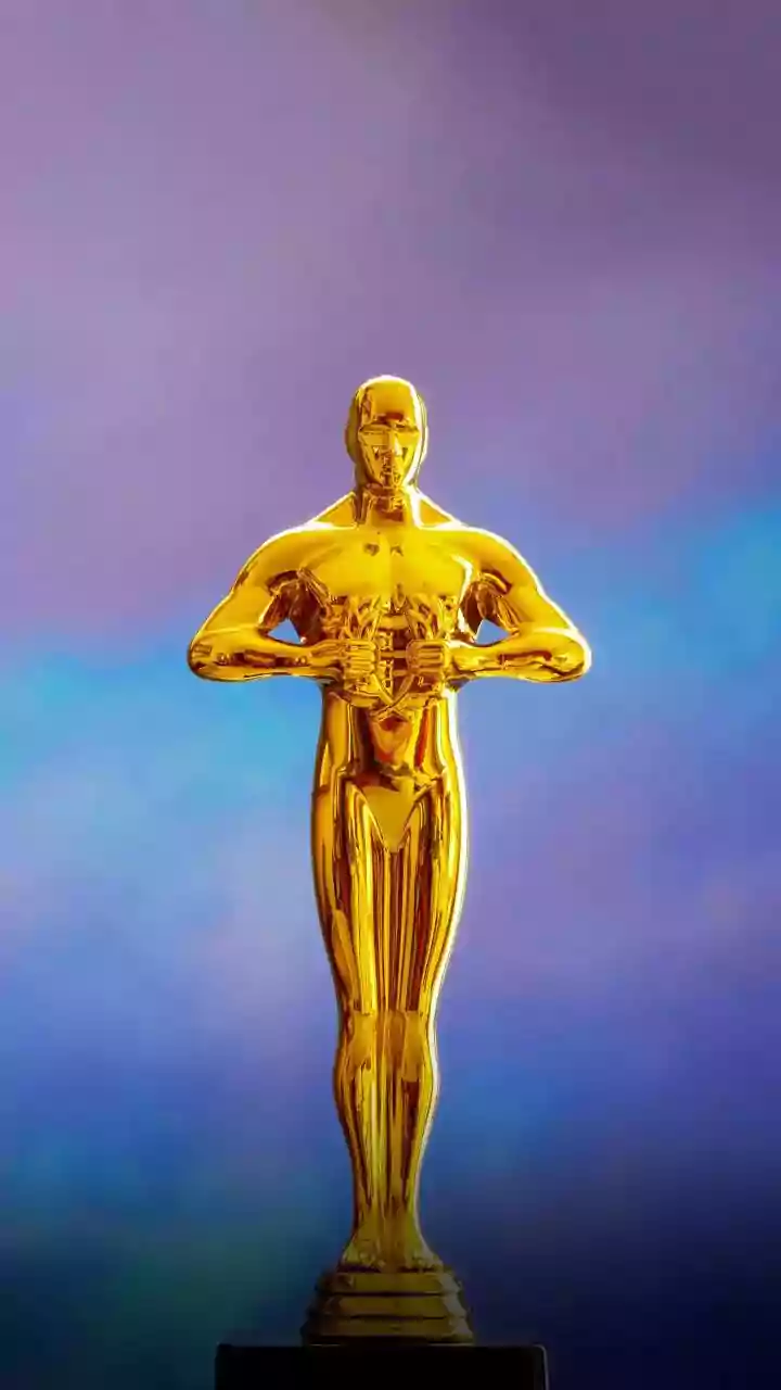 Why are Oscar statuettes are only worth $1?