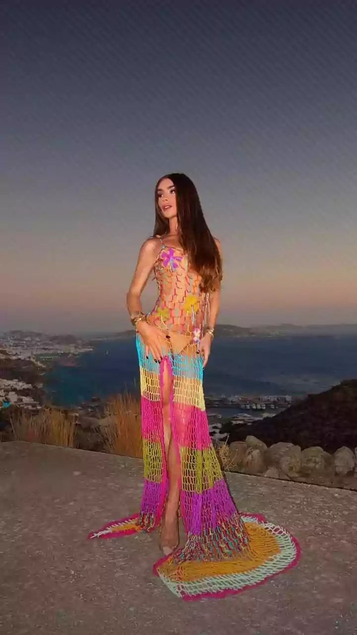 Retro Summer Style Is Back Without Trying Too Hard