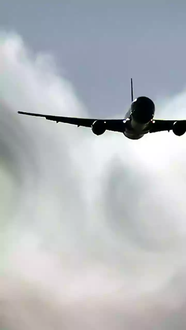 An Unconfirmed Air Traffic Control Software Error as Part of Air India Flight AI 2030 Alert