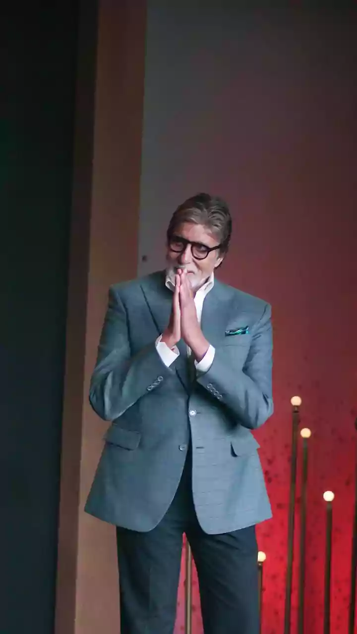 Amitabh Bachchan Once Denied Buying Awards, Revealed the Winner Before Announcement, Recalls Manoj Desai