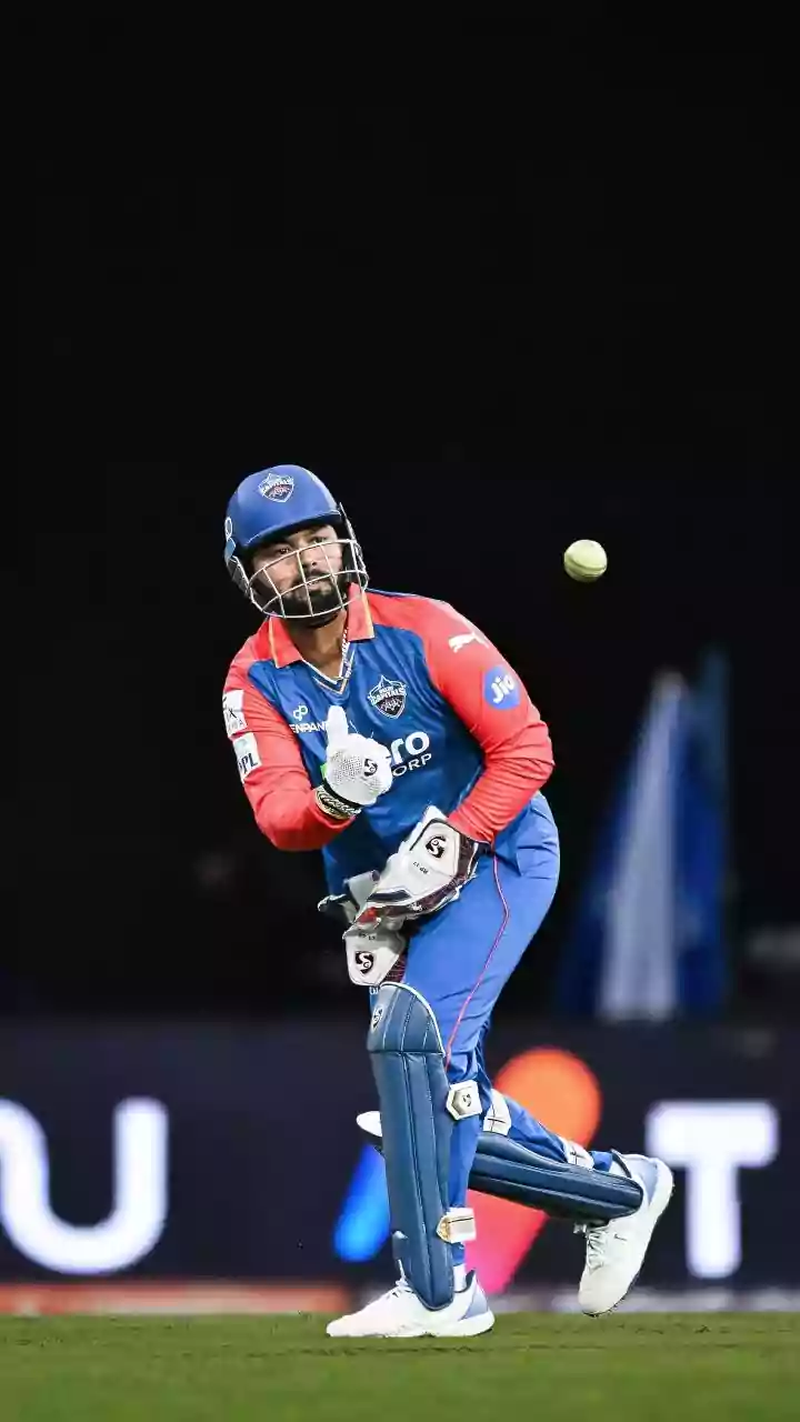 ‘Delhi, what exactly are you guys doing?’ Aakash Chopra questions DC's IPL 2027 trades