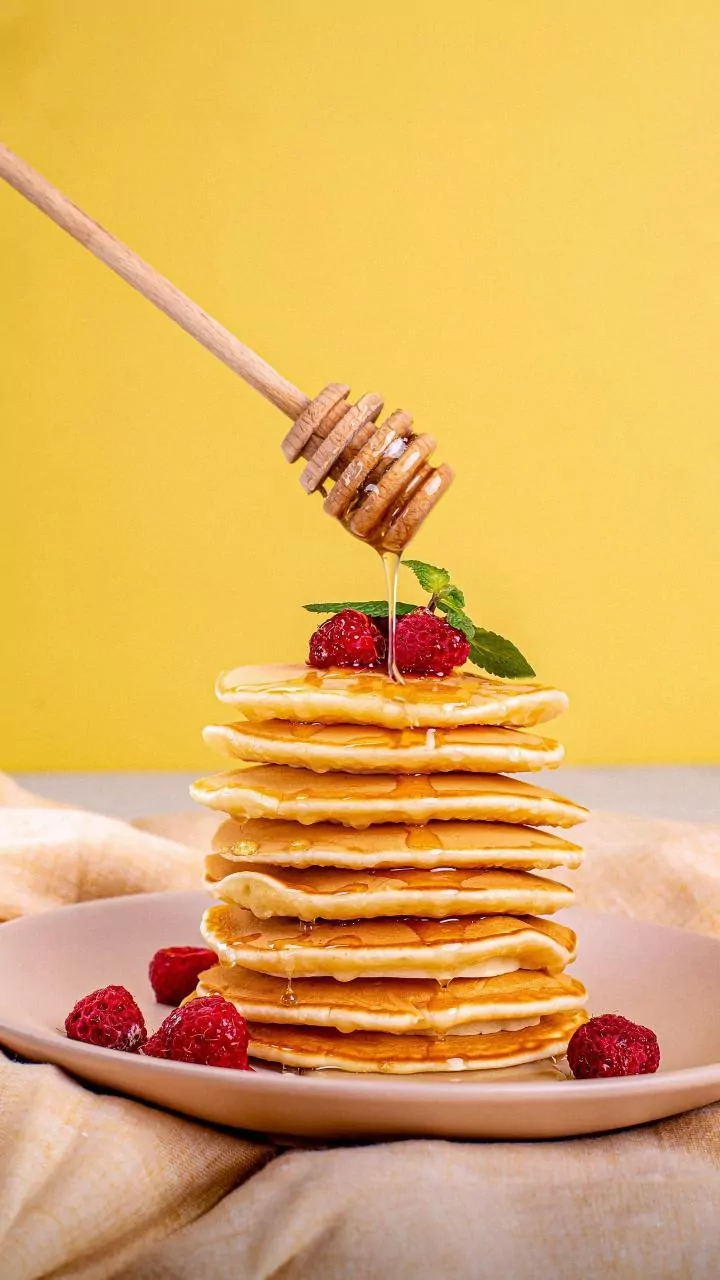 Breakfast Reels Flood Internet