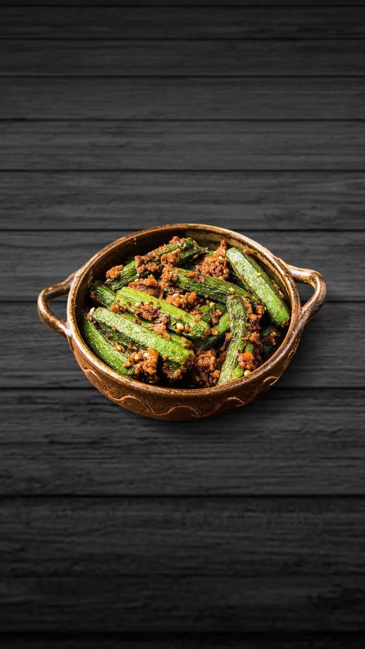 Why Gen Z Swears By Air-Fried Peri-Peri Bhindi Chips
