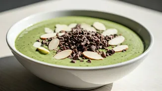 Cacao Nib & Almond Green Smoothie Bowl: A Nutritious and Artful Breakfast