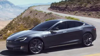 Indian Roads Present Tesla with Bikes, Cars, Trucks and Unclear Lanes
