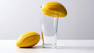 This Fast Drinking Glass Mango Peeling Trick Works Wonders
