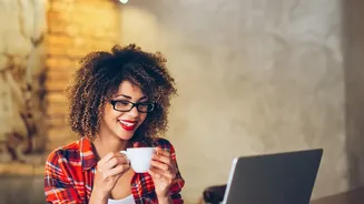 No-Code Tools Help Young Freelancers Launch Personal Sites To Target International Work