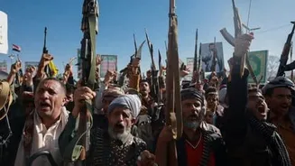 Houthi strike on al-Alam camp in Shabwa kills over 30