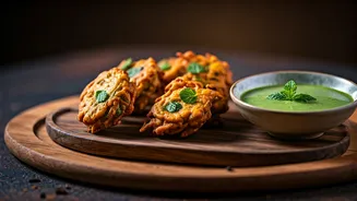 Pakoras And Mint Chutney Never Miss