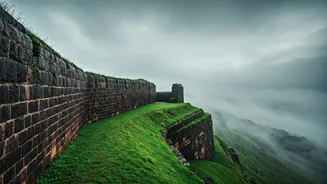 Western Ghats Forts Covered In Thick Fog: Absolute Goals