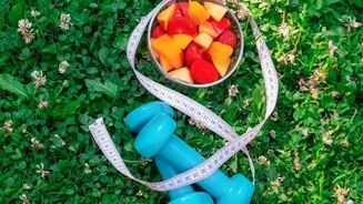 Four Everyday Changes Can Be Easier to Repeat Than Strict Tracking