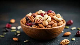 5 Nut-Packed Winter Snacks: Warmth and Flavour