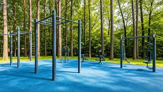 Russia's Free Gym: A Hit with Indians & a Lesson in Fitness