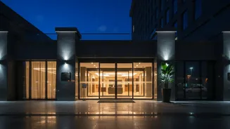 Use The Correct Booking Date To Organise Plans For Late-Night Hotel Check-Ins