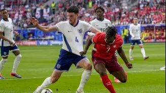 Inggris Masih Tunggu Lampu Hijau untuk Mainkan Declan Rice
