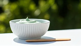 Kareena's Glow: A Simple 3-Step DIY Face Mask for Radiant Skin