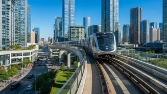 How to navigate public transport like Bangkok's BTS Skytrain to keep your Thailand travel budget low