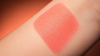 The Bold Blush Look Isn't Going Away Yet