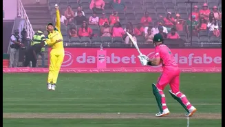 WATCH: Cooper Connolly pulls off stunning one-handed catch to dismiss Aiden Markram for golden duck