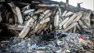 Venezuela Officials Accused Of Slowing Earthquake Rescue Efforts As Death Toll Crosses 1,700