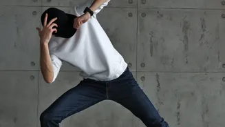 Why less layering aids dance performance