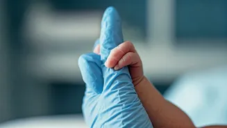 Newborn's Iron Grip on Doctor's Glove Goes Viral: A Medical Marvel and Internet Delight