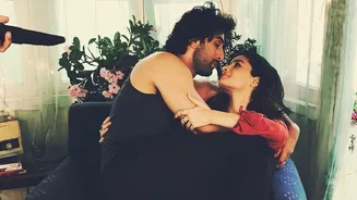 Alia Bhatt Drops Cozy, Unseen Photos With 'Cutie' Ranbir Kapoor On 44th Birthday