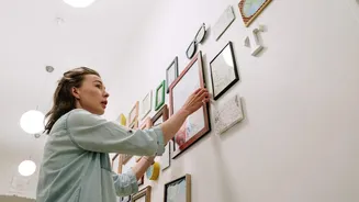 How to hang wall frames like a pro