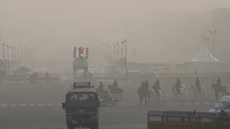 Delhi Mandates 50% Work From Home; Rs 10,000 to Construction Workers; Other Key Announcements