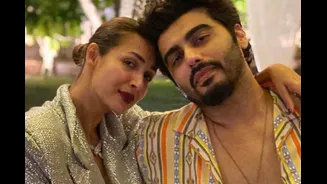 Arjun Kapoor, Disha Patani Serve Airport Style Goals And We Are Busy Taking Notes
